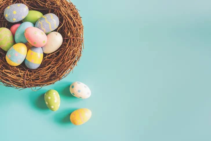Easter bunnies, Eggs and other Easter traditions demystified. 3 MUGIBSON